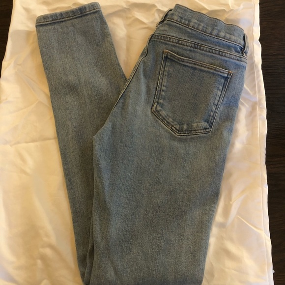 Lacoste mid rise straight leg light wash jeans size 27 - Picture 1 of 5